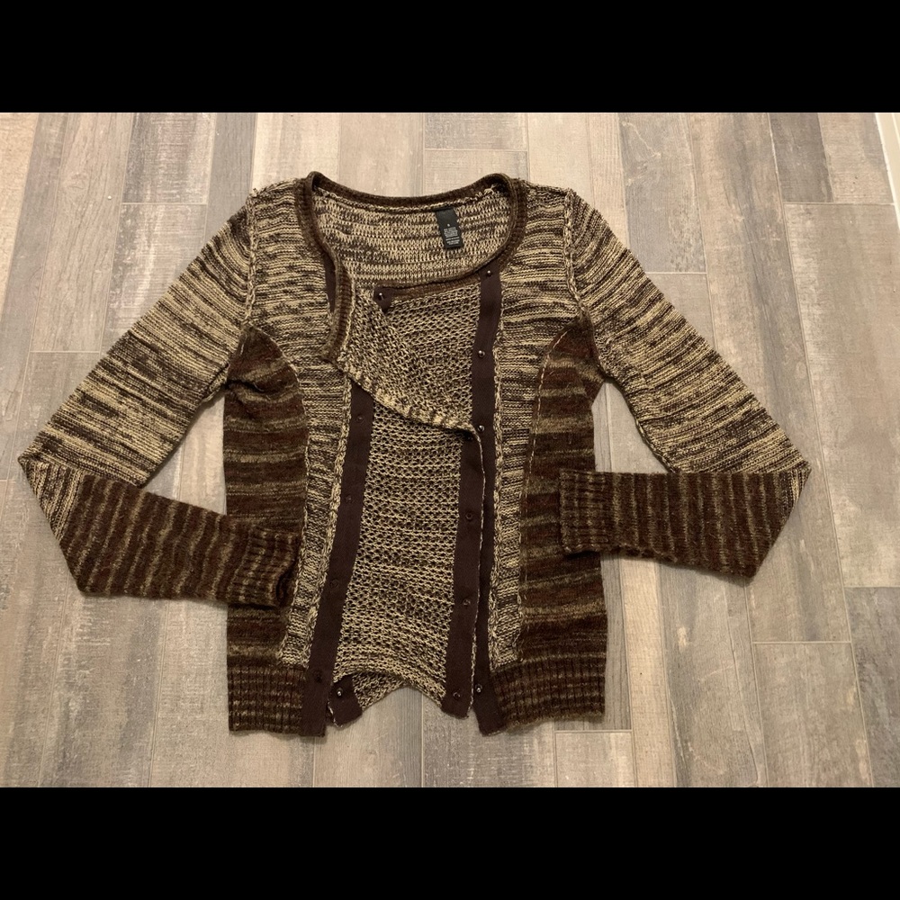 Buckle cardigan